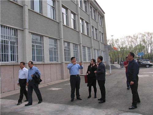 诸侯快讯领导到陪同福瑞邦杜军副总经理考察学院